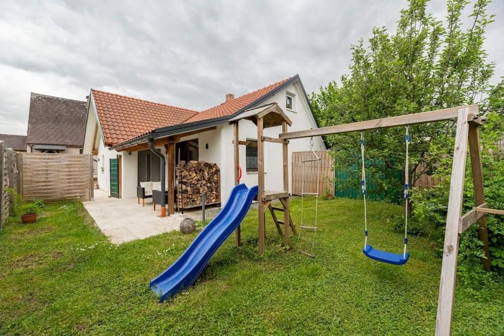 Idyllic Holiday Home - Relaxation Place ライプニッツ エクステリア 写真